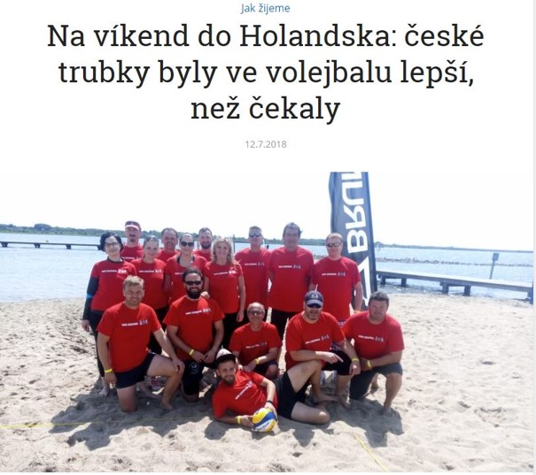 Ukázka titulku článku o volejbalovém turnaji v Holandsku.